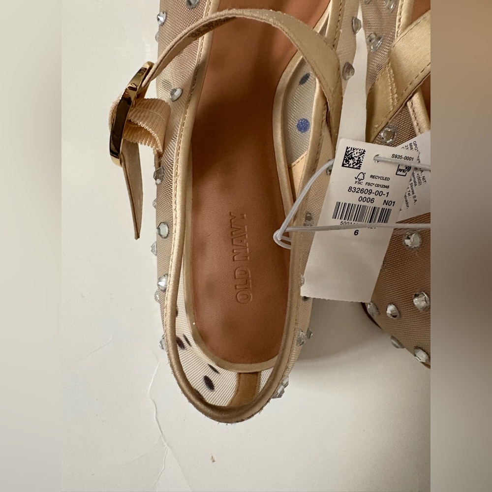 Old navy mesh embellished ballerina Mary Jane Flats woman sz 6 - Picture 6 of 8
